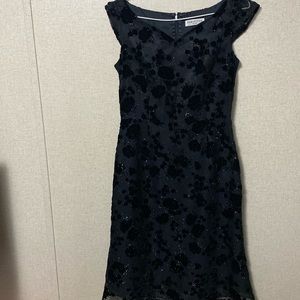 Very nice authentic dress from Japan. In great condition. Size 2?